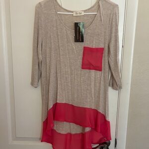 Women’s NWT Ba Bel Neutral Tunic with Hot Pink Accents medium